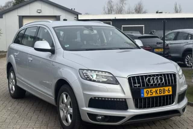 Audi Q7 (2009) thumbnail 3
