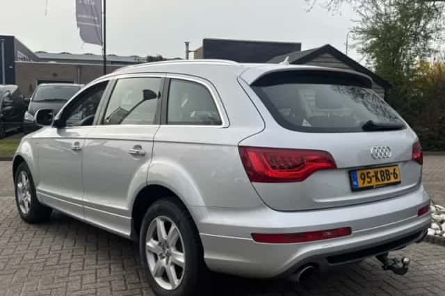 Audi Q7 (2009) thumbnail 7