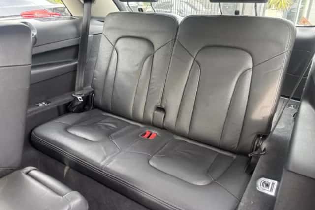 Audi Q7 (2009) thumbnail 9