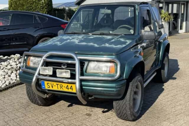 Suzuki Vitara (1998) thumbnail 1