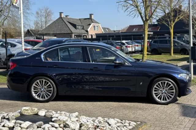 BMW 3-Serie (2016) thumbnail 4