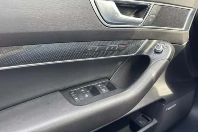 Audi A6 (2009) thumbnail 17