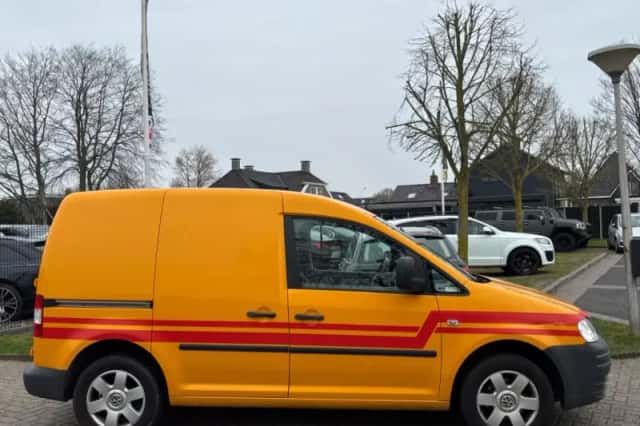 Volkswagen Caddy (2008) thumbnail 5