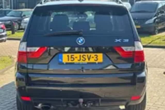 BMW X3 (2009) thumbnail 25