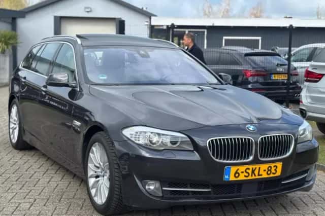 BMW 5-Serie (2013) thumbnail 3