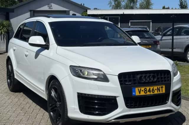 Audi Q7 (2014) thumbnail 3