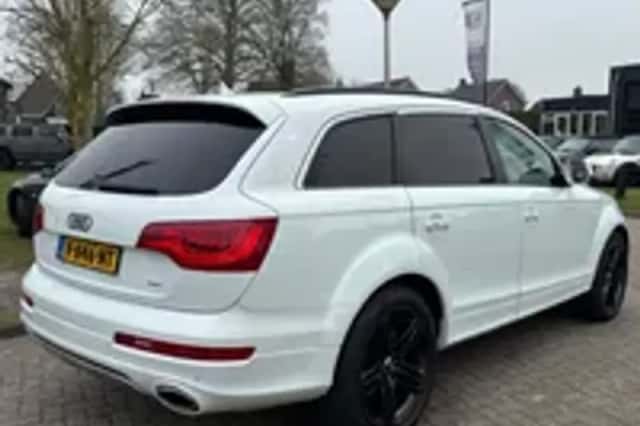 Audi Q7 (2014) thumbnail 27