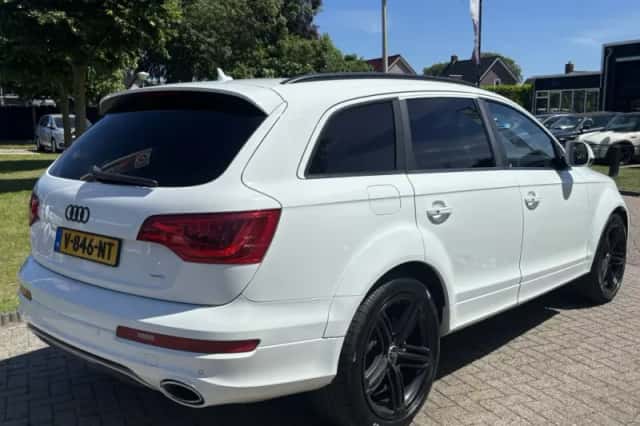 Audi Q7 (2014) thumbnail 5