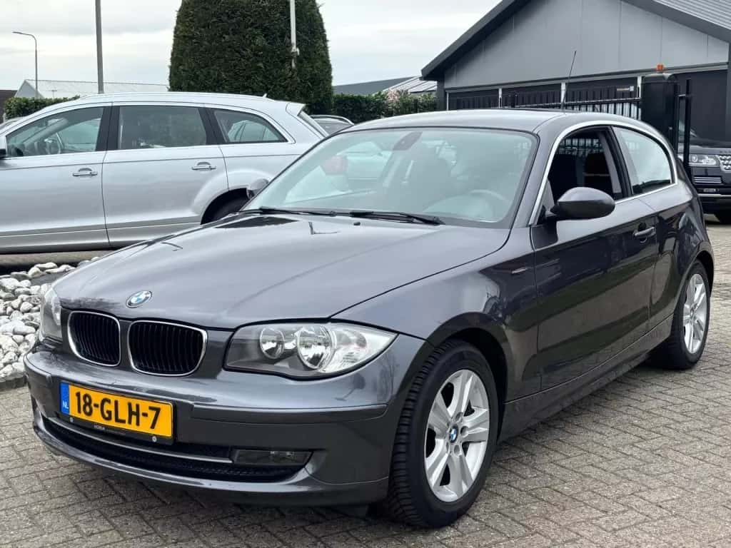 BMW 1-Serie (2008) — foto 1