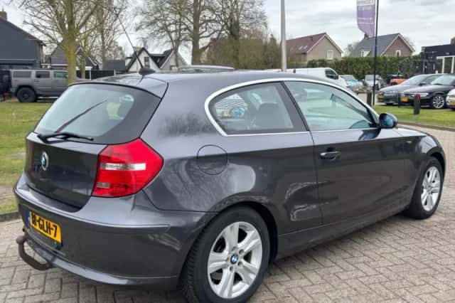 BMW 1-Serie (2008) thumbnail 5