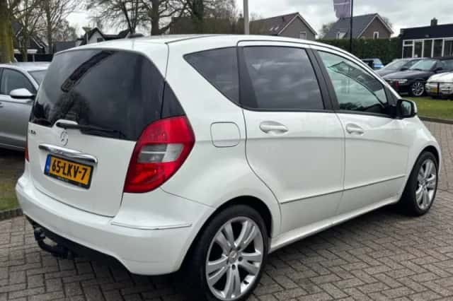 Mercedes-Benz A-Klasse (2010) thumbnail 6