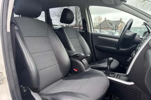 Mercedes-Benz A-Klasse (2010) thumbnail 10