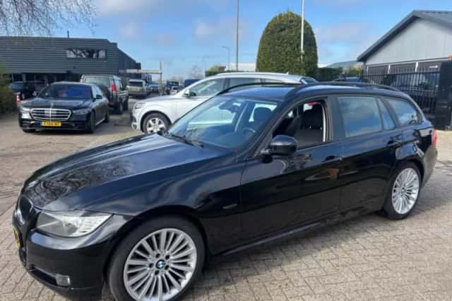 BMW 3-Serie (2010) thumbnail 4