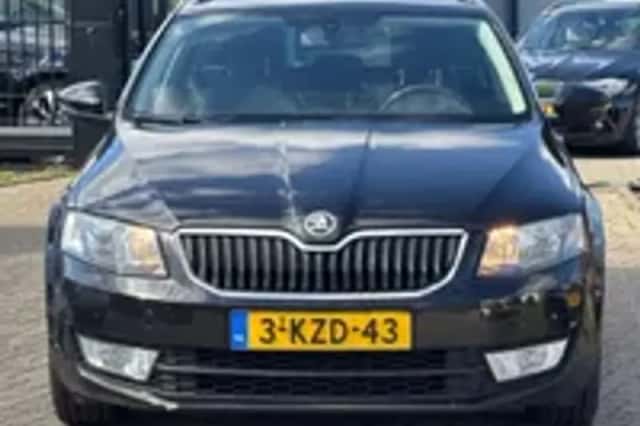 Škoda Octavia (2013) thumbnail 22