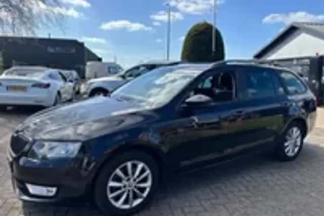 Škoda Octavia (2013) thumbnail 24
