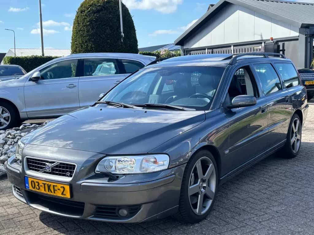 Volvo V70 (2005) — foto 1
