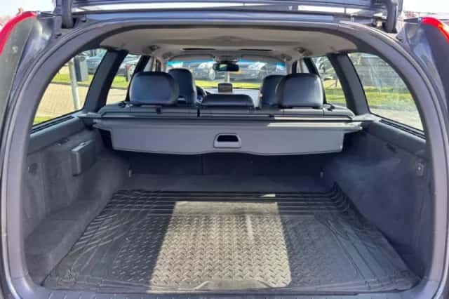 Volvo V70 (2005) thumbnail 20