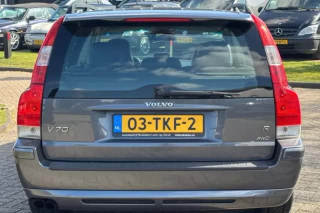 Volvo V70 (2005) thumbnail 6