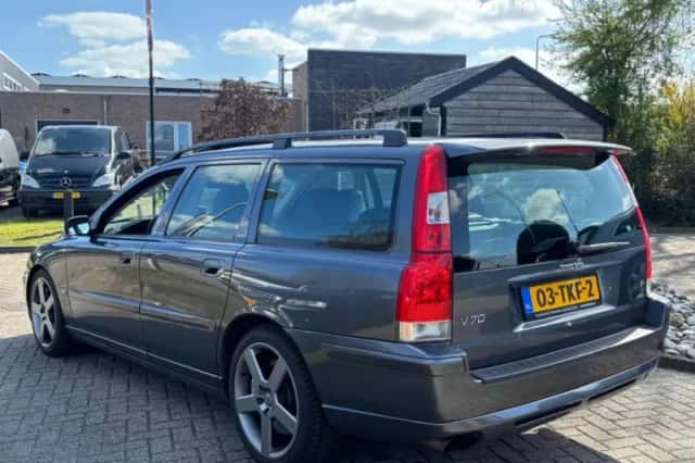 Volvo V70 (2005) thumbnail 7