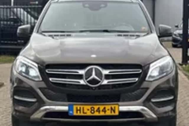 Mercedes-Benz GLE (2015) thumbnail 22