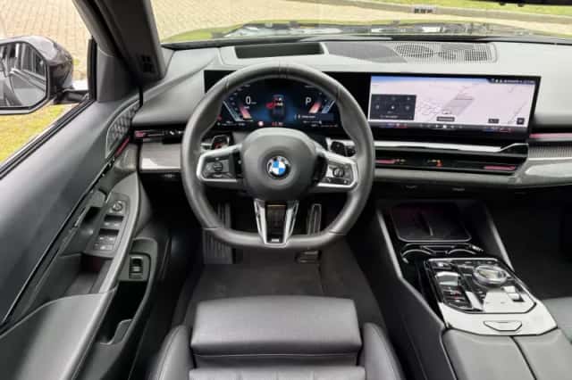 BMW 5-Serie (2024) thumbnail 8