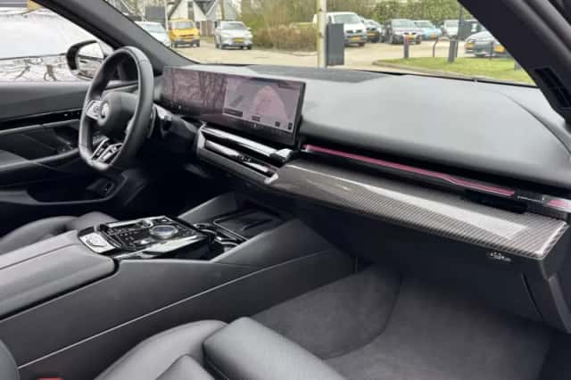 BMW 5-Serie (2024) thumbnail 9