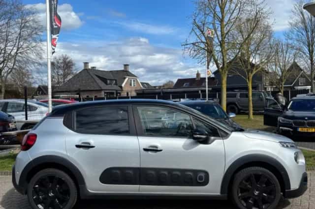 Citroën C3 (2018) thumbnail 3