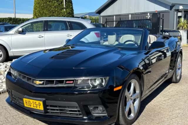 Chevrolet Camaro (2014) thumbnail 1