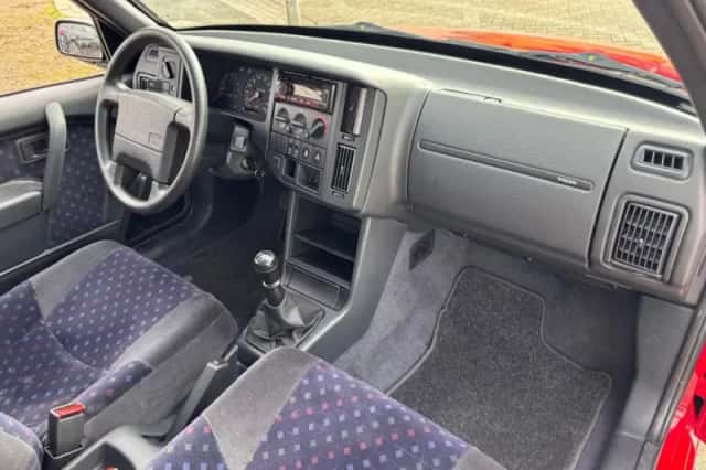 Volvo 460 2.0i Luxury-Line (1996) thumbnail 11