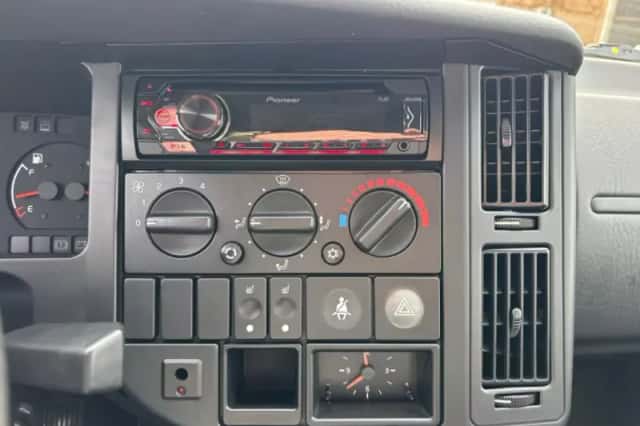 Volvo 460 2.0i Luxury-Line (1996) thumbnail 15