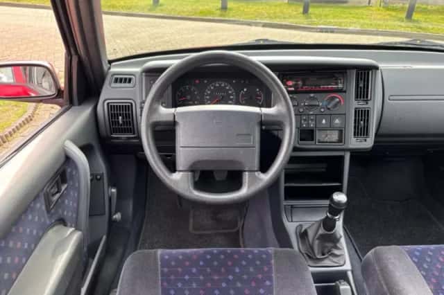 Volvo 460 2.0i Luxury-Line (1996) thumbnail 10