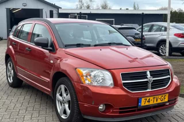 Dodge Caliber (2007) thumbnail 2