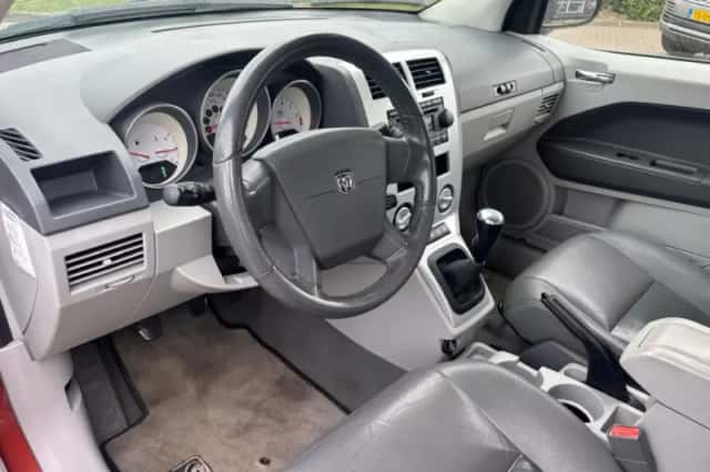 Dodge Caliber (2007) thumbnail 8