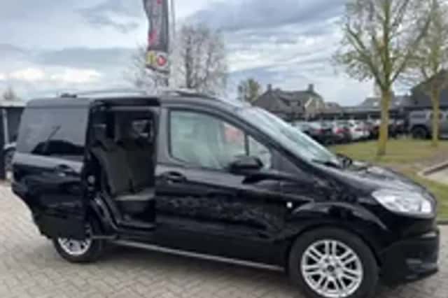 Ford Tourneo Courier (2017) thumbnail 25