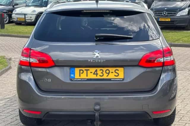 Peugeot 308 (2017) thumbnail 5