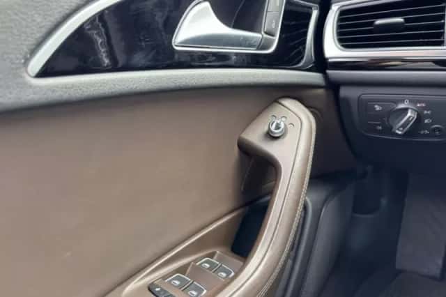 Audi A6 (2013) thumbnail 18