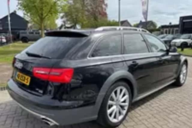 Audi A6 (2013) thumbnail 27