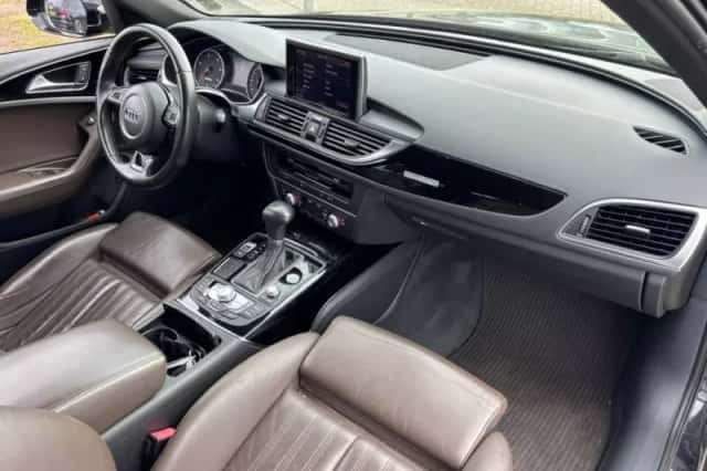 Audi A6 (2013) thumbnail 10
