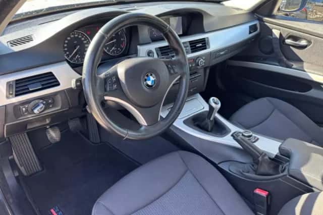 BMW 3-Serie (2009) thumbnail 10