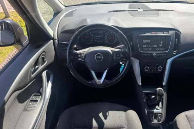 Opel Zafira (2018) thumbnail 13