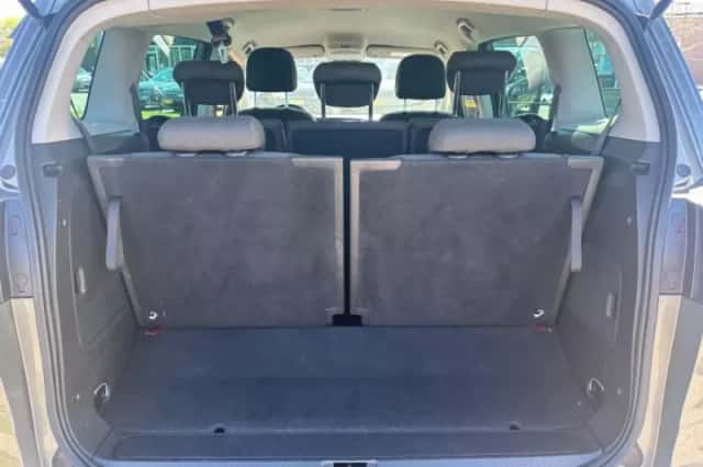 Opel Zafira (2018) thumbnail 16