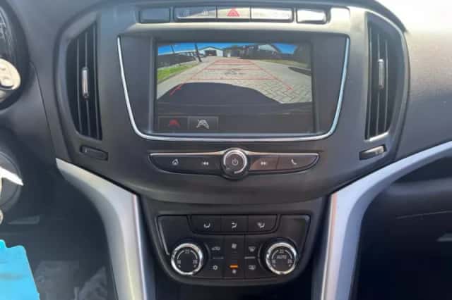 Opel Zafira (2018) thumbnail 19