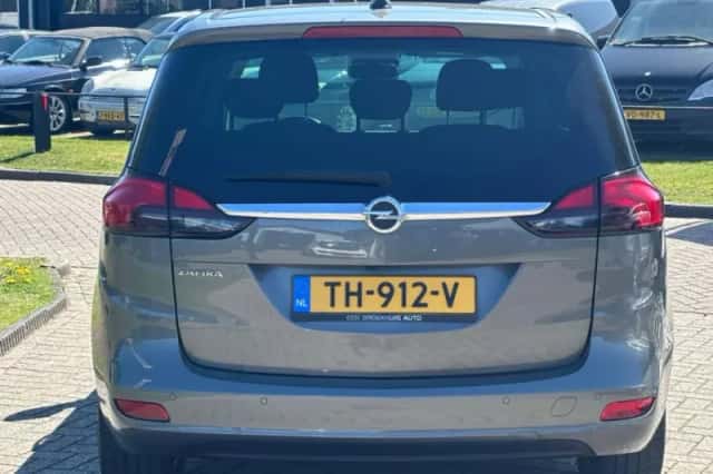 Opel Zafira (2018) thumbnail 7