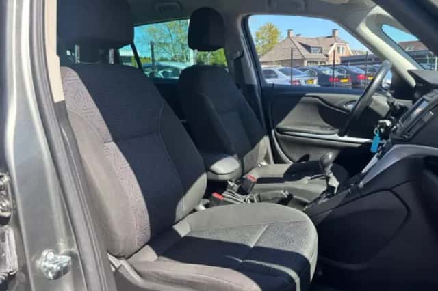 Opel Zafira (2018) thumbnail 10