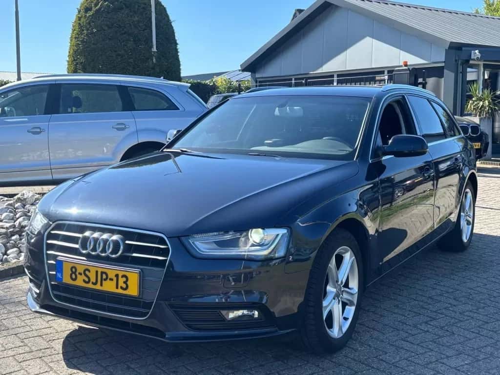 Audi A4 (2013) — foto 1