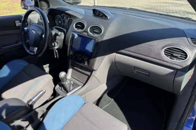 Ford Focus (2006) thumbnail 11