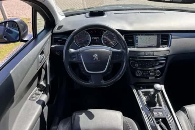 Peugeot 508 (2015) thumbnail 12