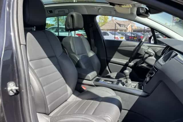 Peugeot 508 (2015) thumbnail 14