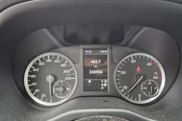 Mercedes-Benz Vito (2015) thumbnail 13