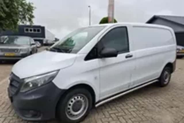 Mercedes-Benz Vito (2015) thumbnail 19